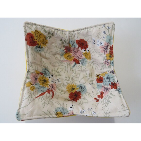 Microwave Bowl Cozy Reversible Bees and Floral - Picture 2 of 4